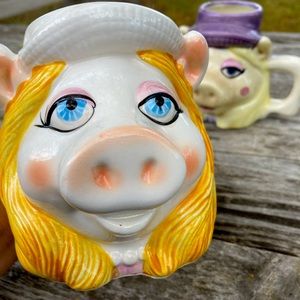 Two vintage Sigma Tasterbrand Miss Piggy mugs
